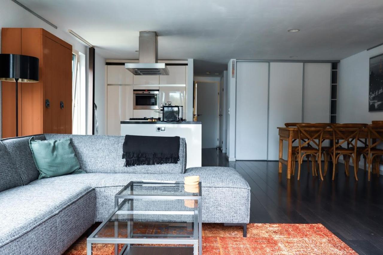 Beautiful Houseboat In The Centre Of Leiden Leyde Extérieur photo